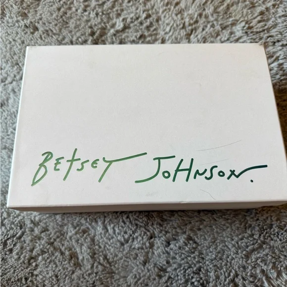 NIB Betsey Johnson Navy Nikki Heels in Original Box with all original packaging - Picture 1 of 14